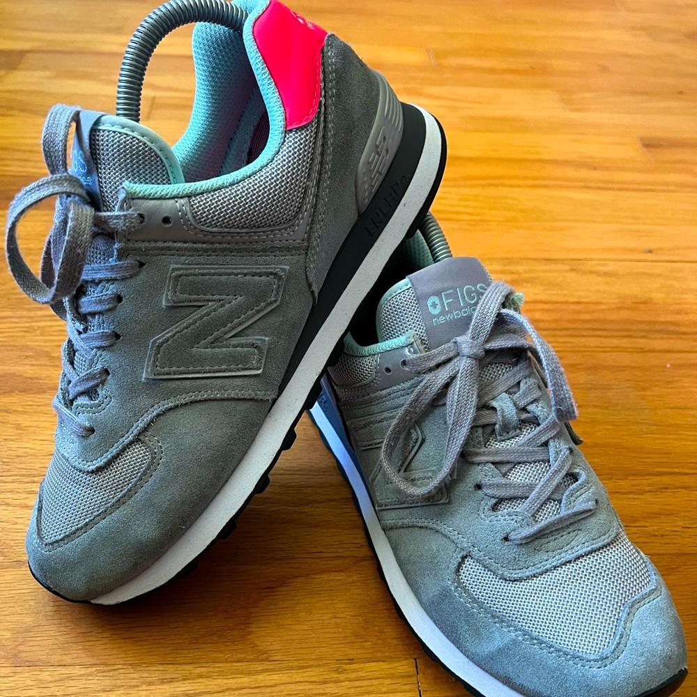 New Balance 574 x Figs Running Shoe Sneaker Gray/Mint Green WL574FGG Womens Sz 9